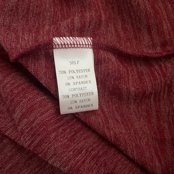 Andree by Unit Top - Picture 3 of 3